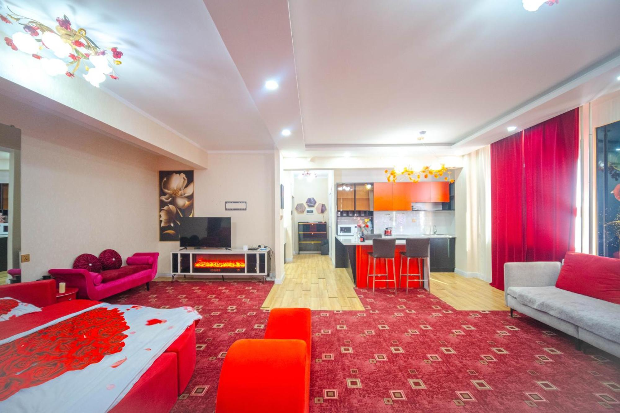 Eagle Town Serviced Apartment อูลานบาตอร์ ภายนอก รูปภาพ