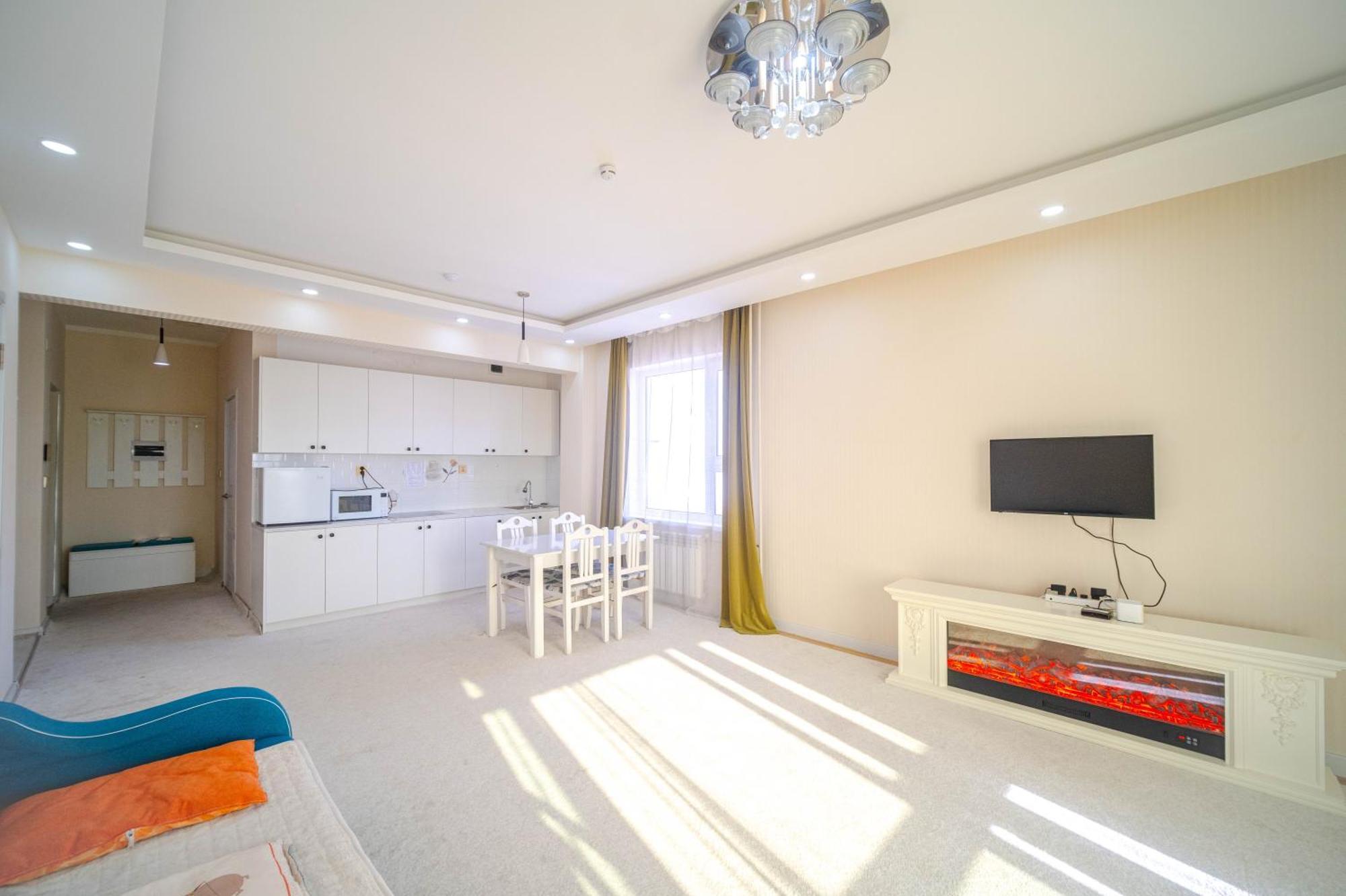 Eagle Town Serviced Apartment อูลานบาตอร์ ภายนอก รูปภาพ