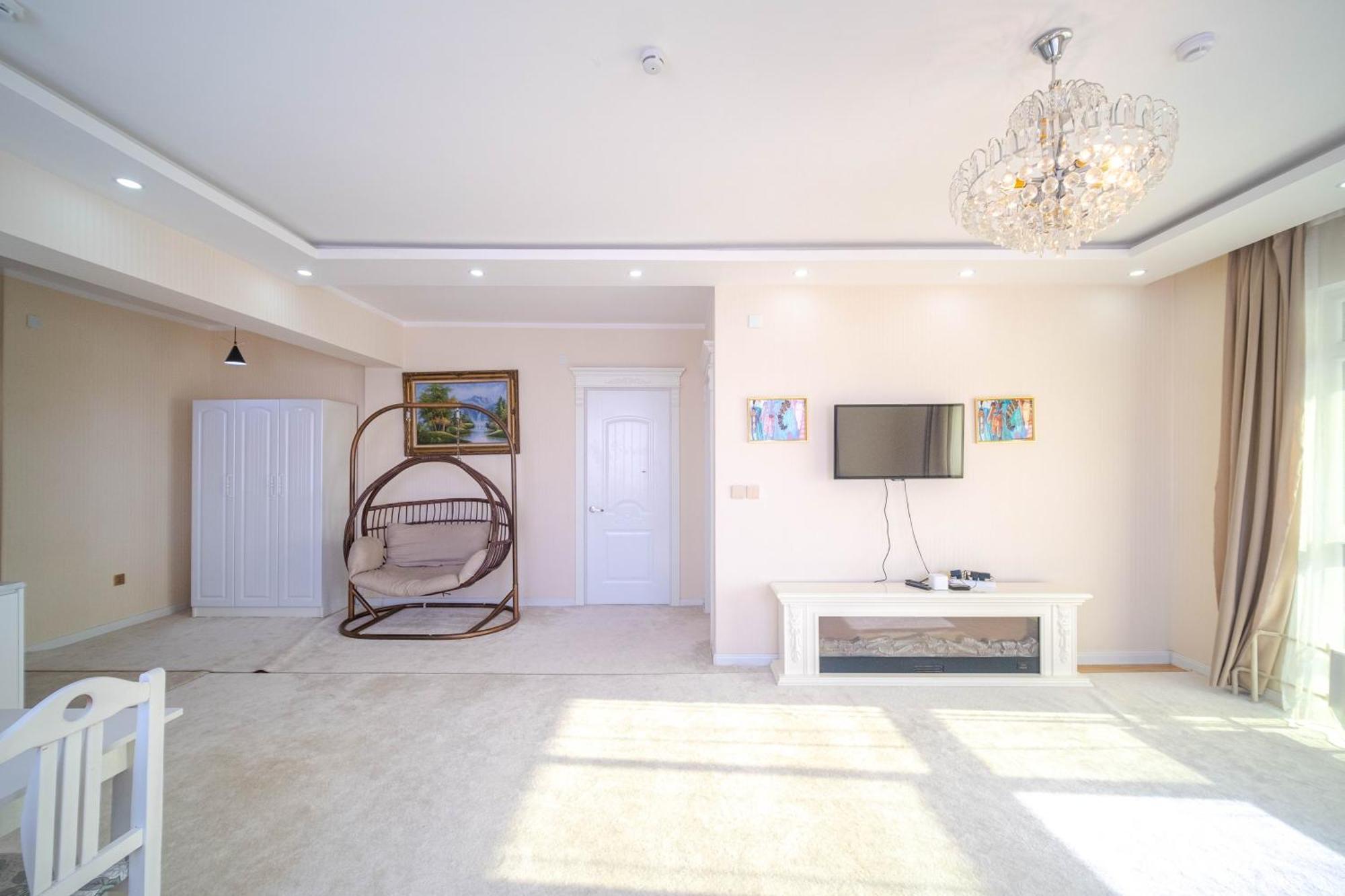 Eagle Town Serviced Apartment อูลานบาตอร์ ภายนอก รูปภาพ